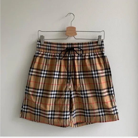 Burberry Dovemoore Shorts - Picture 1 of 3